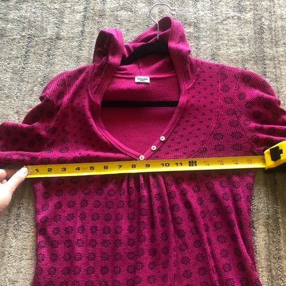 Splendid Pink Thermal Light Hooded Pullover - Picture 5 of 6